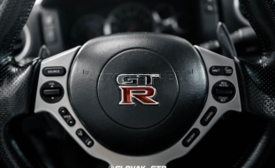 Nissan GT-R